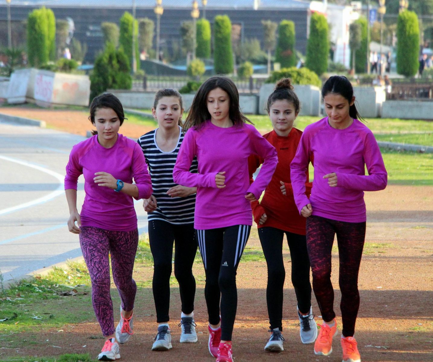 15 yaşındaki Buse Karagüzel'den 4 yılda 25 madalya